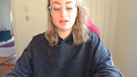 ashley blayde online show from April 2, 6:49 pm