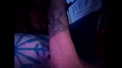 Snapshot of swollenclitneedsdad chatting on December 18, 9:04 am swollenclitneedsdad online show from December 18, 9:04 am