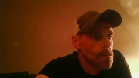 swontguy2025 online show from April 10, 5:45 am