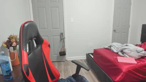 sxamleuy online show from December 15, 3:55 am