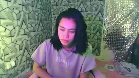 sydnyxox1 online show from May 24, 2:27 am