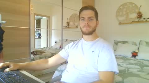 syl092 online show from October 20, 11:54 am