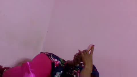 syliaah online show from September 13, 7:46 pm