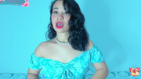 sylphy17 online show from January 4, 11:59 pm