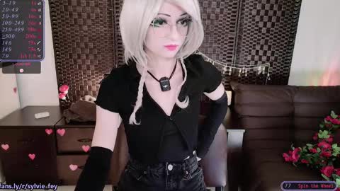 Sylvie online show from February 22, 10:20 pm