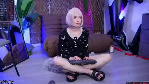 Sylvie online show from July 20, 1:09 am