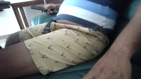 Snapshot of symond_jns chatting on February 24, 5:44 pm symond_jns online show from February 24, 5:44 pm