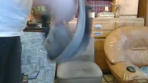 Snapshot of sympa_trique chatting on September 21, 9:22 am sympa_trique online show from September 21, 9:22 am