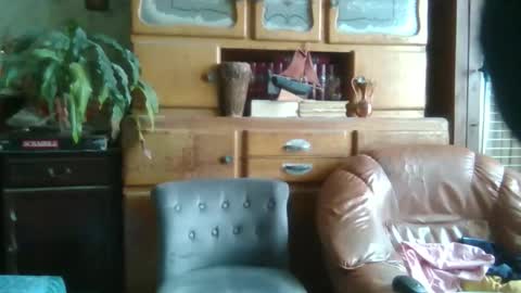 Snapshot of sympa_trique chatting on March 26, 11:49 am sympa_trique online show from March 26, 11:49 am