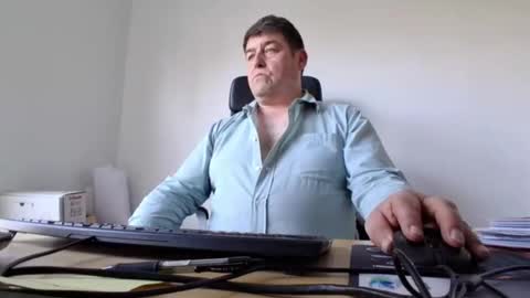 Snapshot of sympa_trique chatting on April 22, 3:13 pm sympa_trique online show from April 22, 3:13 pm