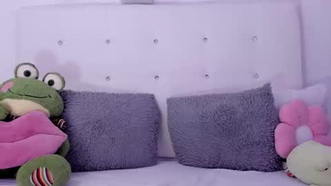 symphonny online show from December 22, 7:11 pm