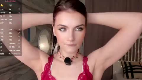 Snapshot of synne_glows chatting on July 5, 7:04 am Eva online show from July 5, 7:04 am