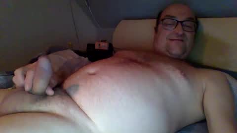 Snapshot of t0815 chatting on February 28, 8:28 pm t0815 online show from February 28, 8:28 pm