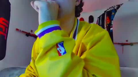 Snapshot of t0n3r chatting on November 27, 12:24 am TONER online show from November 27, 12:24 am