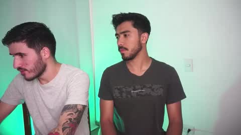 t0ny_wylie online show from September 25, 8:34 pm