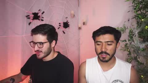 t0ny_wylie online show from October 18, 5:03 pm