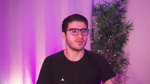 t0ny_wylie online show from March 13, 7:26 am