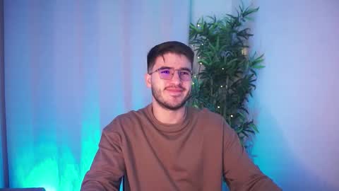 t0ny_wylie online show from March 20, 6:29 am