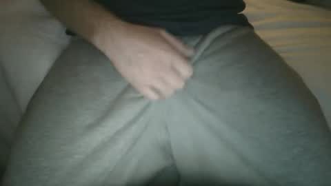 Snapshot of t8xxx3 chatting on February 1, 4:11 am t8xxx3 online show from February 1, 4:11 am