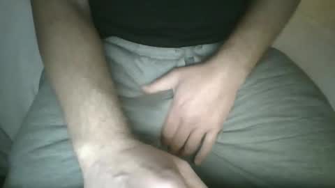 Snapshot of t8xxx3 chatting on February 14, 6:21 am t8xxx3 online show from February 14, 6:21 am