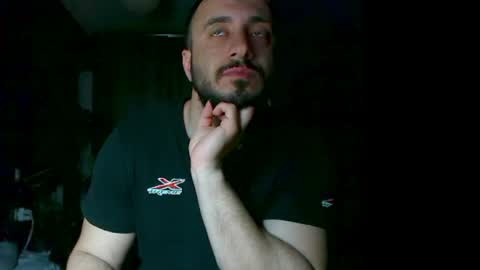 Huracane online show from April 4, 6:05 pm