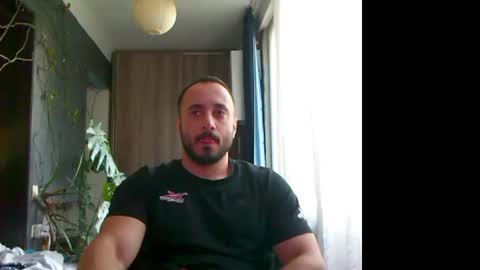 Snapshot of t_huracane chatting on April 27, 3:43 pm Huracane online show from April 27, 3:43 pm