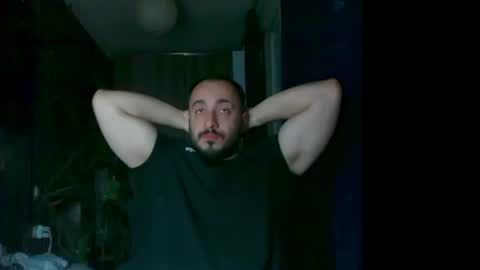 Snapshot of t_huracane chatting on May 1, 4:22 pm Huracane online show from May 1, 4:22 pm