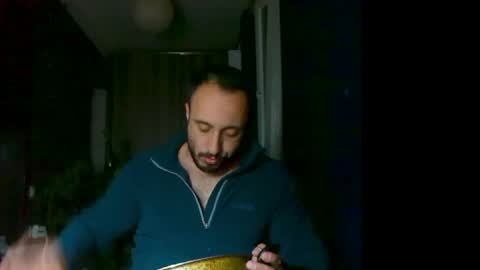 Snapshot of t_huracane chatting on May 31, 6:09 pm Huracane online show from May 31, 6:09 pm