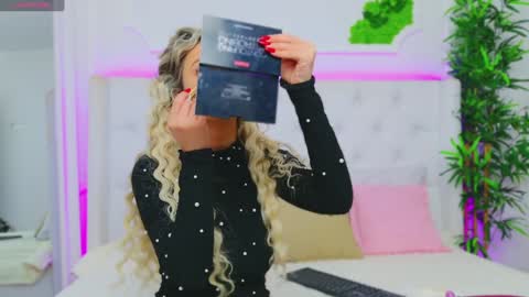 Snapshot of taahiraarabian chatting on January 6, 1:19 pm Arianna online show from January 6, 1:19 pm