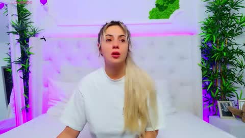 Arianna online show from November 21, 1:32 pm