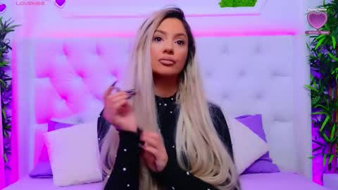 Arianna online show from December 17, 1:50 pm