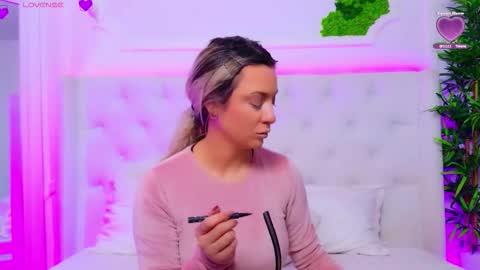 Arianna online show from February 6, 1:47 pm