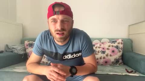 Snapshot of taboo_total_sex chatting on May 18, 8:09 am Alice online show from May 18, 8:09 am