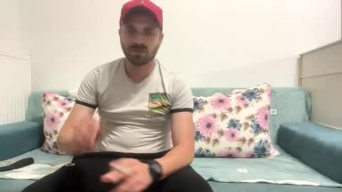 Snapshot of taboo_total_sex chatting on May 19, 6:14 pm Alice online show from May 19, 6:14 pm