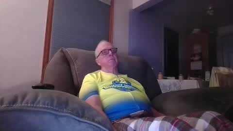 tacrunner66_ online show from November 2, 3:09 am