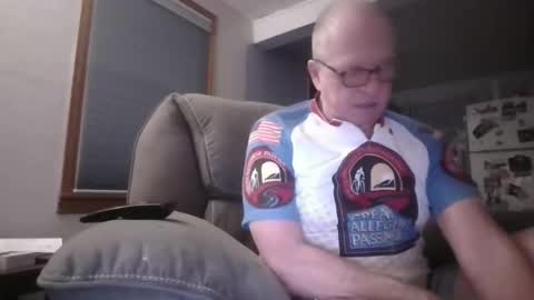 Snapshot of tacrunner66_ chatting on February 1, 2:59 pm tacrunner66_ online show from February 1, 2:59 pm