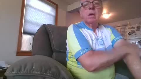 tacrunner66_ online show from July 8, 2:10 pm