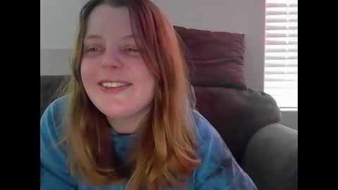 Snapshot of tacyluxe chatting on April 20, 12:02 am tacyluxe online show from April 20, 12:02 am
