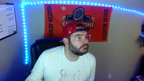 TaintNuzzler online show from January 7, 10:11 am