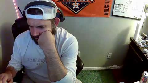 TaintNuzzler online show from September 9, 2:16 pm