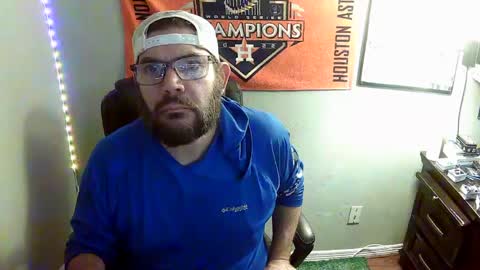 TaintNuzzler online show from September 11, 10:26 am