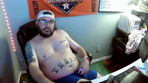 TaintNuzzler online show from October 4, 7:28 am