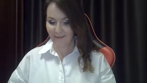 Snapshot of taisialucky77 chatting on October 19, 5:02 pm taisialucky77 online show from October 19, 5:02 pm