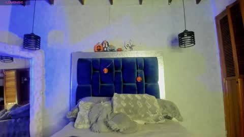 Taissa online show from November 1, 12:12 am