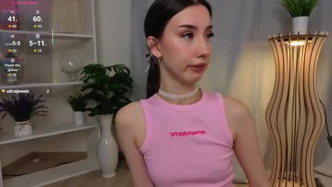 Snapshot of taitechubb chatting on October 31, 3:07 am taitechubb online show from October 31, 3:07 am