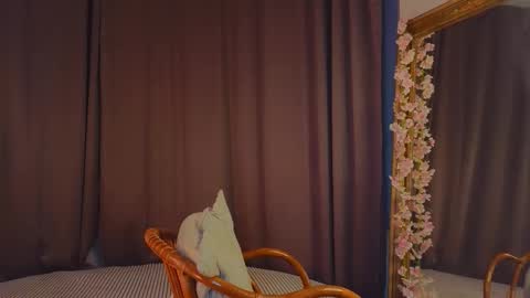 im Lally online show from November 23, 2:33 am