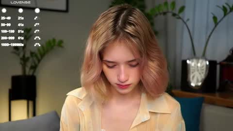 Mia online show from February 17, 6:20 am