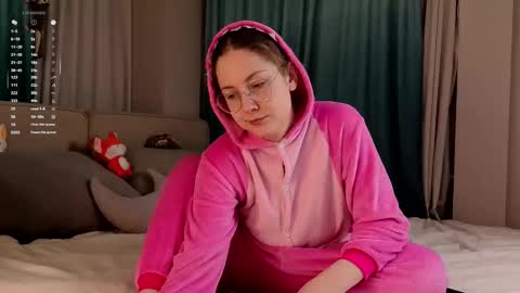 Molly online show from December 20, 1:02 am