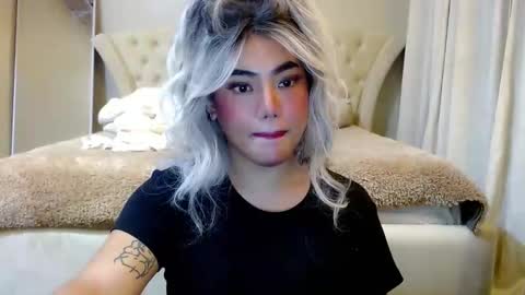 Snapshot of takemeinheaven1 chatting on January 19, 12:06 pm Lena online show from January 19, 12:06 pm