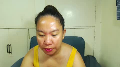 Snapshot of takemetoheavenbaby chatting on December 7, 1:03 am anne online show from December 7, 1:03 am